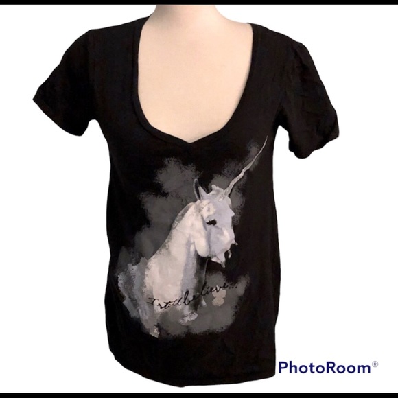 Unicorn T-shirt - Picture 1 of 4